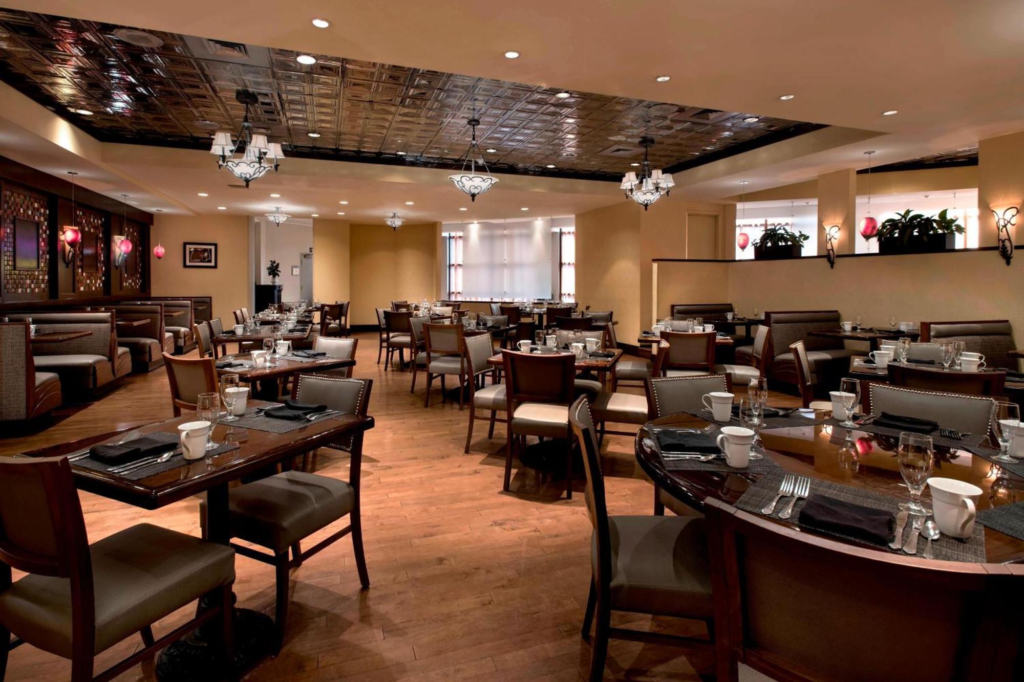 Marriott Albany Hotel Eksteriør billede