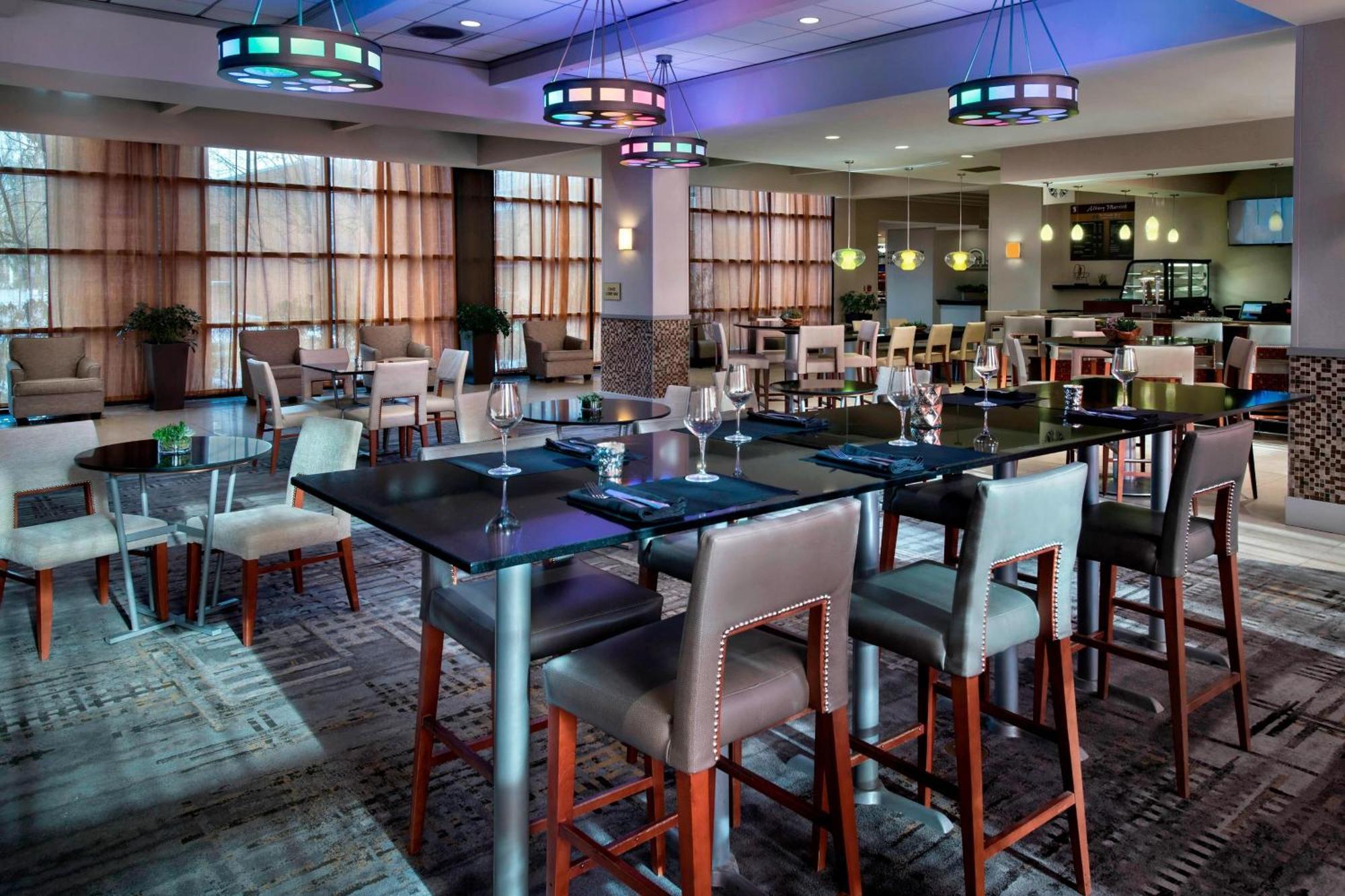 Marriott Albany Hotel Eksteriør billede